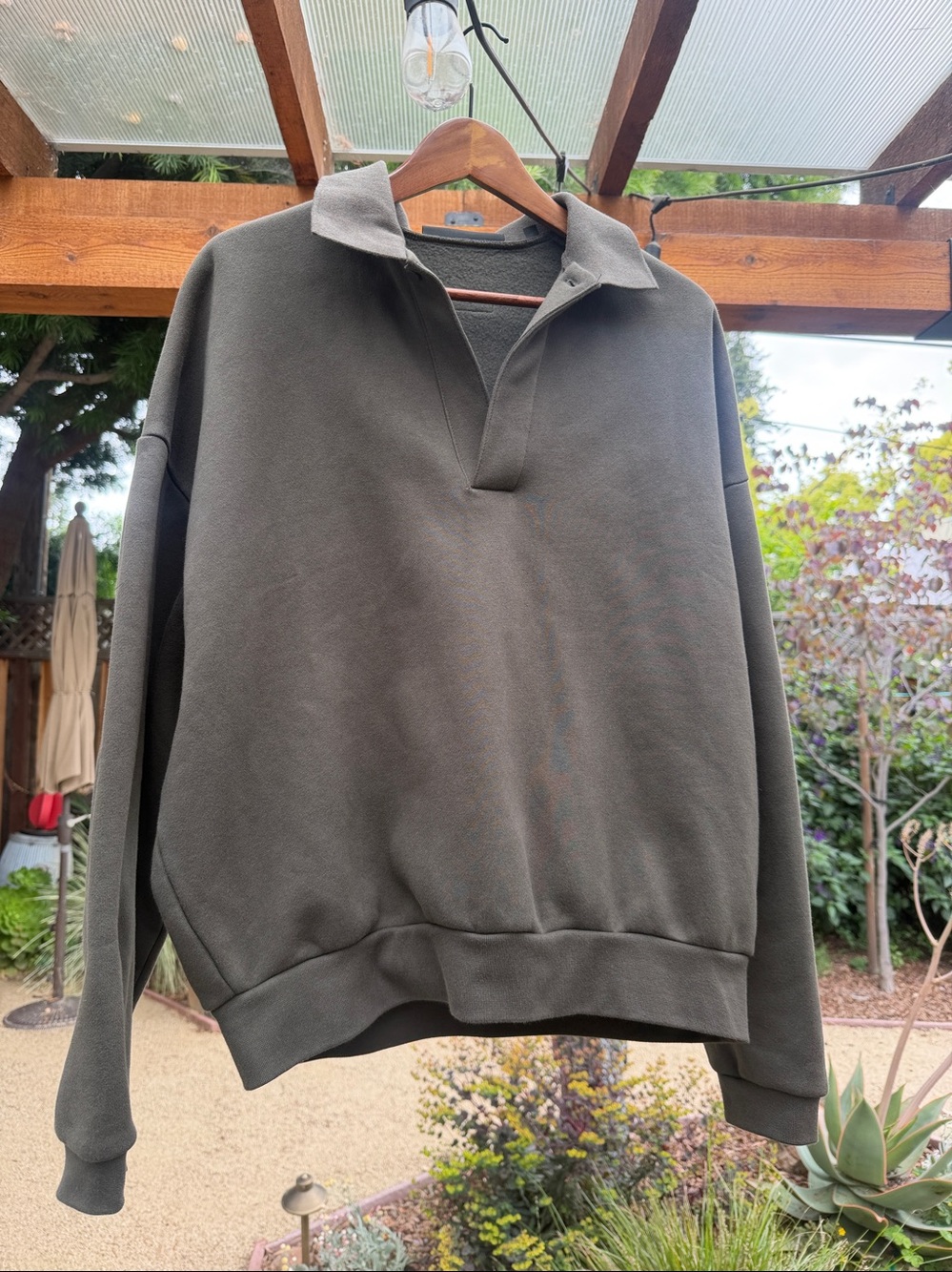 Fear of God Essentials Mens Long Sleeve Polo in Ink Size Small - Picture 4 of 11